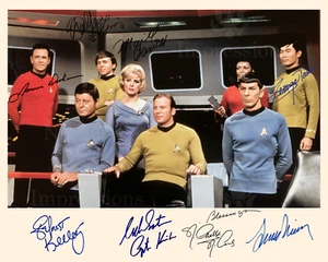 Entire Star Trek Original Cast 1960's Autographed 8x10 Photo Kirk Spock - Picture 1 of 2