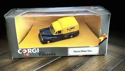Corgi Classics Morris Minor Van Collector Club 1987 #C957/3 - Image 1 of 4