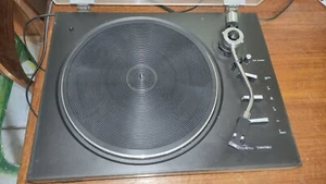 TOCADISCOS semiautomático JVC JL-A20 de la década de 1970 - Imagen 1 de 8