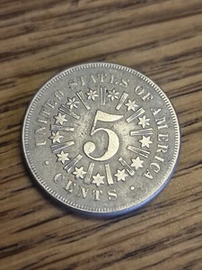 1866 Strahlen 5C Shield Five 5 Cent USA Münze schöne Qualität - Bild 1 von 4