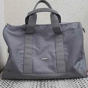 Giorgio Armani Duffle Reisetasche Fragrance Line Limited Edition grau - Bild 1 von 17