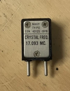 FT-243 HAM RADIO CRYSTAL - .089 PINS - 40M - 7137 kHz - GOOD OSCILLATION - Zdjęcie 1 z 3