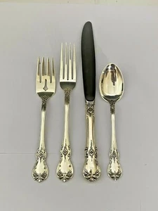 Towle OLD MASTER Sterling Silver Four (4) Piece Place Setting - Picture 1 of 7