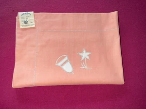 Taie d'oreiller Art Déco pour enfant marque Malibran brodée main - Picture 1 of 5