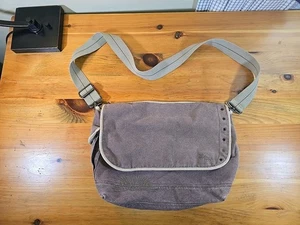 American Eagle Outfitters Messanger Bag. A2 - Picture 1 of 11