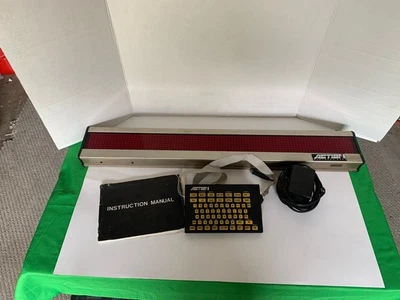 Vintage Programmable Red-Dot Matrix LED Sign Panel w/ Keyboard, VCS 30. Tested! - Image 1 of 4