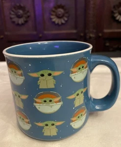 Disney Star Wars Mandalorian Baby Yoda El Niño Cerámica 20oz Taza Lucasfilm - Imagen 1 de 4
