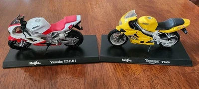 Maisto 1:18 motorcycle - Image 1 of 4