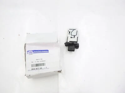 Sensor de flujo de aire de masa Mopar OEM para Ram 3500 68444077AA 2019-2024 Foto 1 de 3