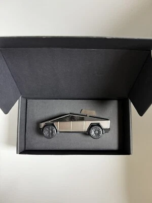 Tesla Exclusive Cybertruck Wind-up Racer 1:43 Scale Diecast NEW IN HAND - Image 1 of 4