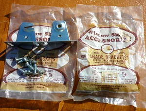 (2 Pairs) Vintage Joanna 15/16" Wood Roller Shade Brackets Outside Mount + Screw - Picture 1 of 2
