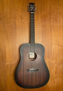 Chitarra acustica Tanglewood + custodia - Foto 1 di 2