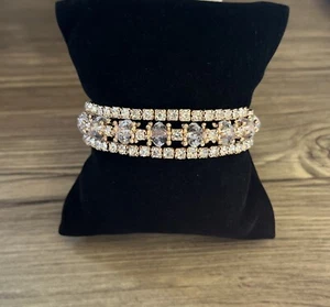 Coil Crystal Clear White Gold tone Bracelet 👌👌👌🔥🔥 - Picture 1 of 1