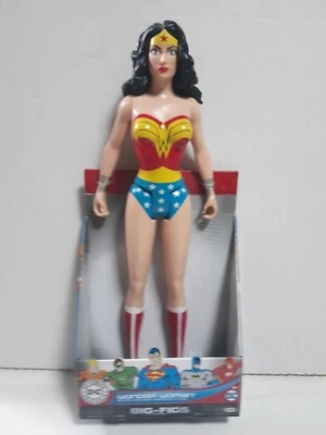 DC Comics 2017 CLASSIC COSTUME WONDER WOMAN 18" BIG-FIGS Figure Brand New - Image 1 of 4