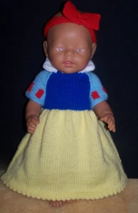 dolls clothes knitting patterns to fit 16 to 17 inch baby dolls - Picture 1 of 3