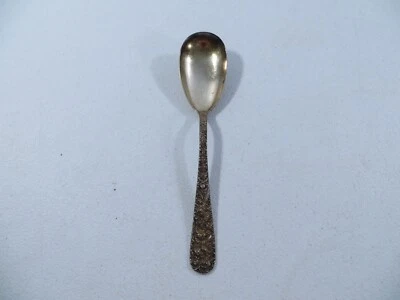 Antigua cuchara para servir de plata esterlina S. Kirk & Son Inc Repousse 8,5" 62 gramos Foto 1 de 4