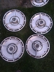Four VINTAGE 1964 64 CHEVROLET CHEVY IMPALA CHEVELLE SS HUBCAPS WHEEL COVERS - Picture 1 of 6