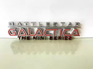 Battlestar Galactica 2003 Logotipo Mini Serie TV Cylons 13th Earth Ciencia ficción BSG 40 - Imagen 1 de 3