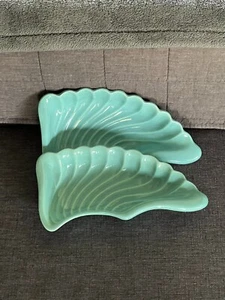2er Set Vintage Maddux of California Keramik blau blattförmiges Geschirr 3066 10" - Bild 1 von 6