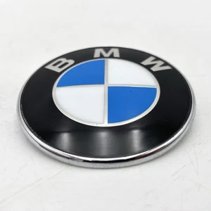 BMW Roundel emblema insignia 74MM 1 3 5 6 7 SERIE OEM 8219237 - Imagen 1 de 6