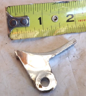 1973 凯迪拉克 Eldorado 后四分之一 1/4 修剪成型,右手通行证。 侧面 — 第 1/3 张图片