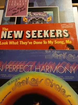 THE NEW SEEKERS JOB LOT OF FOUR VINYL ALBUMS BY THE NEW SEEKERS FREE DELIVERY  Foto 1 de 4