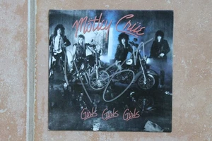 Nikki Sixx Signed Motley Crue Girls Girls Girls Autographed 45 Record The Dirt - Picture 1 of 5