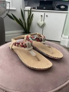 Siketu Beige & Floral Thong Sandals NEW RRP £49.99 Uk 7 Eu 41 - Picture 1 of 8