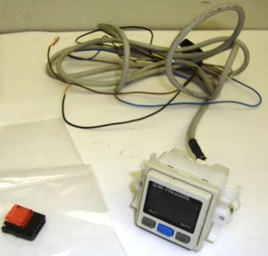 SMC PSE550-28 Niederdrucksensor 12731EL - Bild 1 von 1