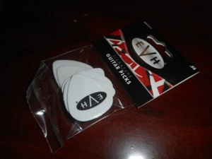 NEW EVH Signature Series Guitar Picks (6), .88mm, WHITE/BLACK, 022-1351-804 - Picture 1 of 1