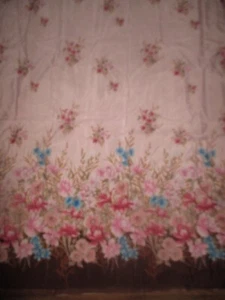 FLORES ROSA AZUL ROSA VINTAGE BORDE en tela POLIÉSTER AÑOS 70 - más de 2 yardas - Imagen 1 de 2