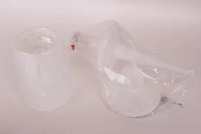 Pottery Barn Penny Metal sconce, with shade, white Foto 1 de 4