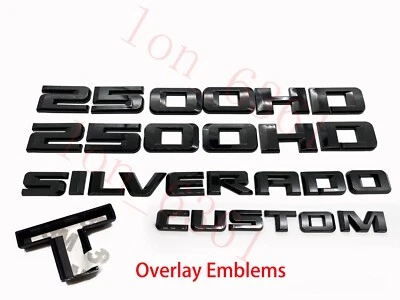 Chevrolet Silverado 2500HD 2020-2024 negro brillante emblema de puerta superposición personalizada Foto 1 de 4