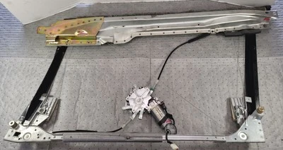 VOLVO C70 1998-2004 CONVERTIBLE MOTOR REGULADOR VENTANA PASAJERO DELANTERO DERECHO Foto 1 de 4