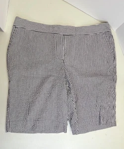 Jones New York Womens Shorts Size 16 Signature Pinstripe Coastal Nautical Summer - Picture 1 of 13