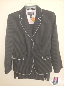 Neu mit Etikett Damen schwärzer 2-teiliger Anzug Rock & Blazer schwarz mit rosa Nadelstreifen Größe 12 - Bild 1 von 12