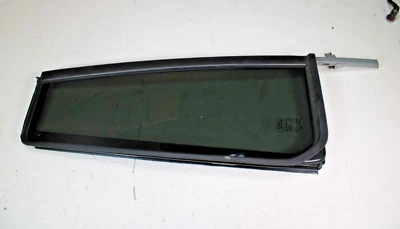 LR096057 LAND ROVER- 2010/16 LR4 05-08 LR3 puerta trasera derecha ventilación ventana de vidrio Foto 1 de 2