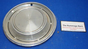vintage 70s OLDSMOBILE OLDS HUBCAP ---- SEE PICS --- 14" ---- full wheel cover - Picture 1 of 2