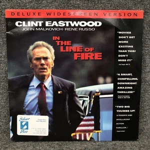 In The Line Of Fire Deluxe Widescreen Version on 12" Laserdisc Eastwood EUC - Picture 1 of 4
