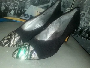 Vintage 60s AMANO SWAROVSKI CRYSTAL CAPTOE BLACK FABRIC PUMP HEEL Shoe 8.5 N - Picture 1 of 10
