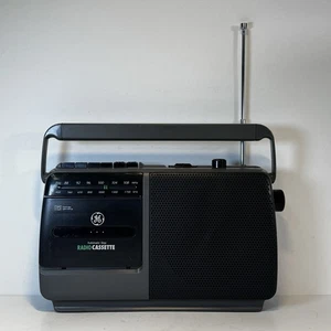 GE General Electric AM/FM Portable Radio Cassette Player Recorder 3-5264A - (N9) - Picture 1 of 7
