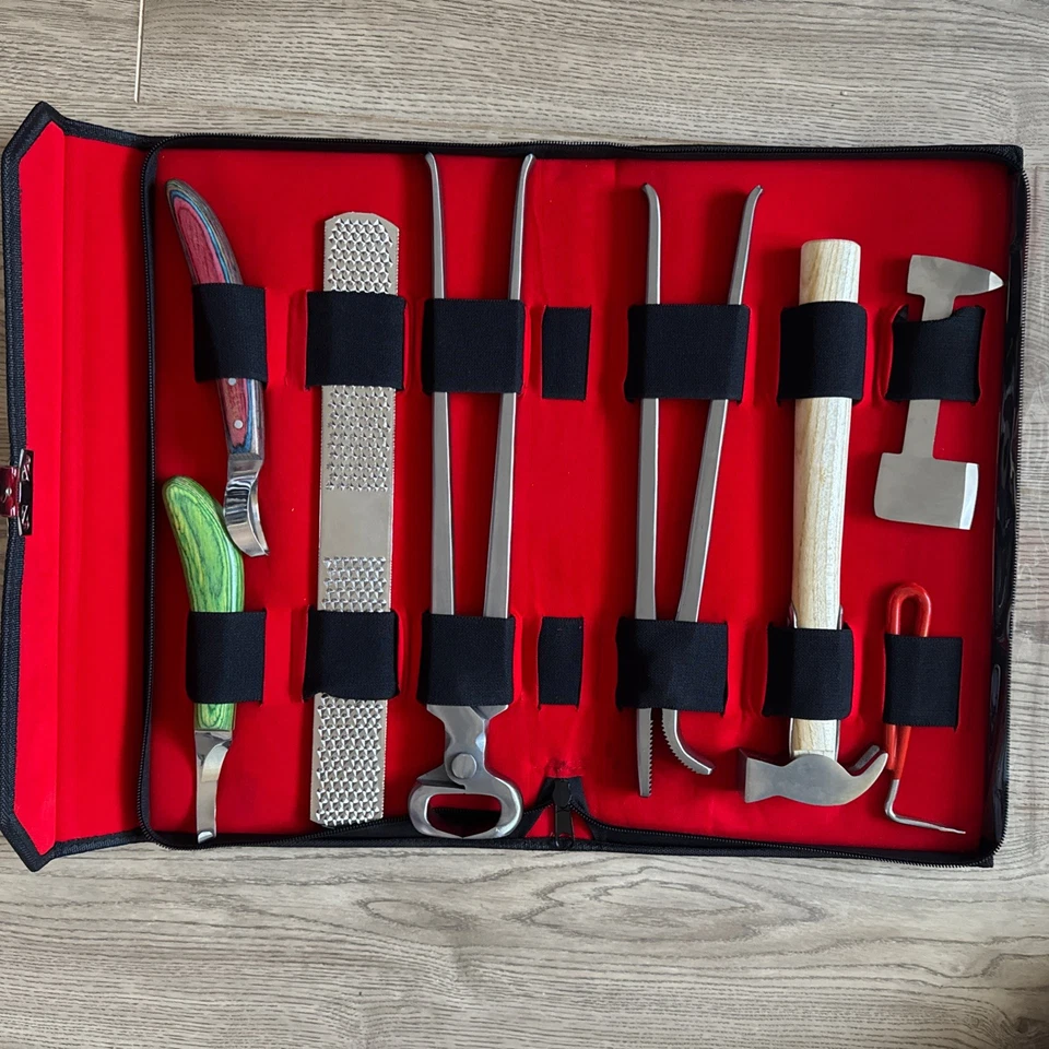 Professional farrier tool kit hoof trimming horseshoe hammer clincher nipper set - Image 1 of 4