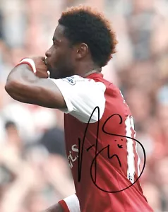 ARSENAL & CAMEROON: ALEX SONG SIGNED 10x8 ACTION PHOTO+COA - Picture 1 of 1