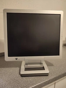  Videoseven L19FM 19 Zoll LCD-Monitor silber 250 cd/m² 500 : 1 12 ms 1280 - Bild 1 von 2