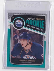 2011-12 O-PEE-CHEE MARQUEE ROOKIE RECRUE TEEMU HARTIKAINEN #585 EDMONTON OILERS - Picture 1 of 2