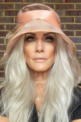 De Colección Marta Baumiller Halo Sombrero RARO Melocotón Rosa Cubo Flores O/S Jardín Boda Foto 1 de 4