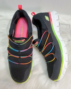 skechers synergy loving life