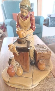 Figura de colección Nature Craft England “Potter” #884 pintada a mano 1974 pequeñas fichas - Imagen 1 de 17