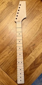 AE Guitars® Full Scale Bass Hals Ahorn Griffbrett - Bild 1 von 5