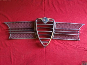 Alfa Romeo GIULIA SPRINT GT Step Nose GTV Used Original FRONT Center GRILLE 3 Pc - Picture 1 of 24
